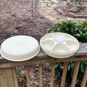 Vintage Tupperware Veggie Tray with Dip Bowl and Lid